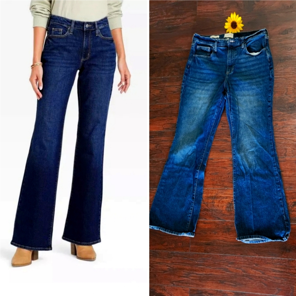 Universal THREAD HIGH RISE Flared Jeans - Picture 3 of 10